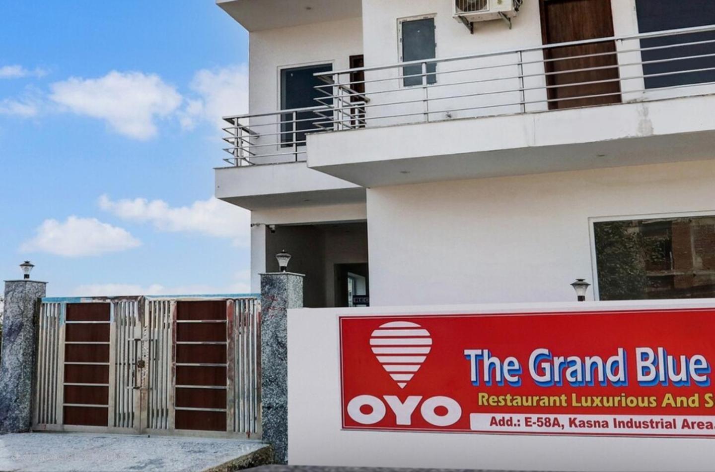 The Grand Blue Hotel Greater Noida Εξωτερικό φωτογραφία